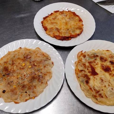 ジャガイモのガレット風とモンブランのお料理教室の写真