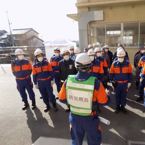 明治小3年生の消防体験の写真
