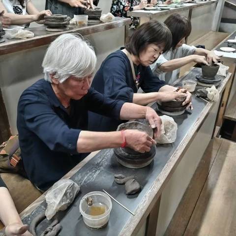 水茎の里で陶芸体験・ラ コリーナ・かねふくめんたいパーク見学の写真