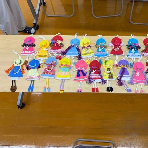 壁飾り人形の講習会の写真