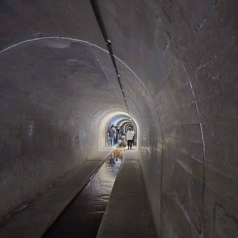 明治地区防災研修 亀の瀬地すべり歴史資料館の写真