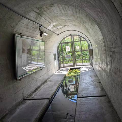 明治地区防災研修 亀の瀬地すべり歴史資料館の写真