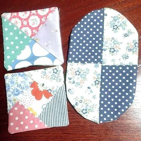 コースター作りチクチクの写真