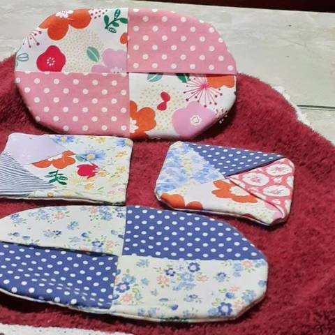 コースター作りチクチクの写真
