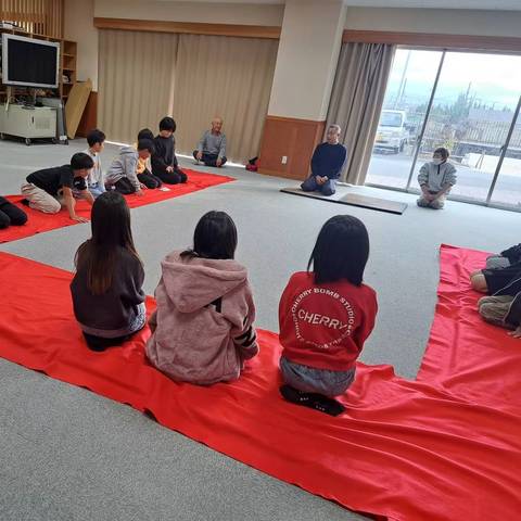 放課後子ども教室 お茶会とボッチャの写真