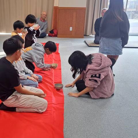 放課後子ども教室 お茶会とボッチャの写真