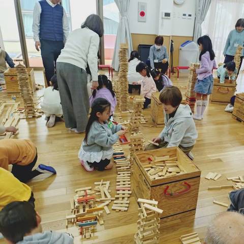 明治わらべこども園 ランラン広場(KAPLA)の写真